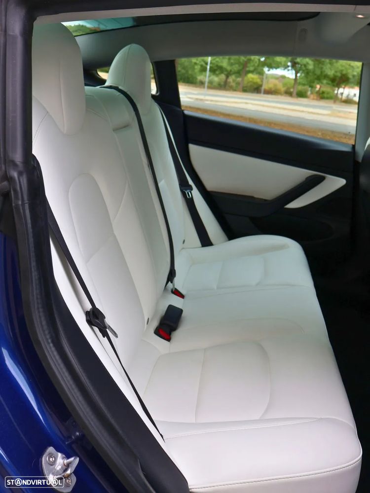 Tesla Model 3 Performance Dual Motor AWD - 11