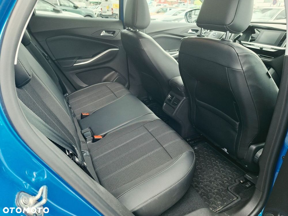 Opel Grandland 1.2 T Business Elegance S&S - 17