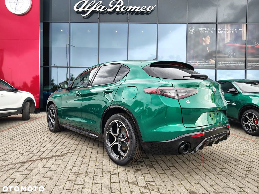 Alfa Romeo Stelvio 2.0 Turbo Veloce Q4 - 6