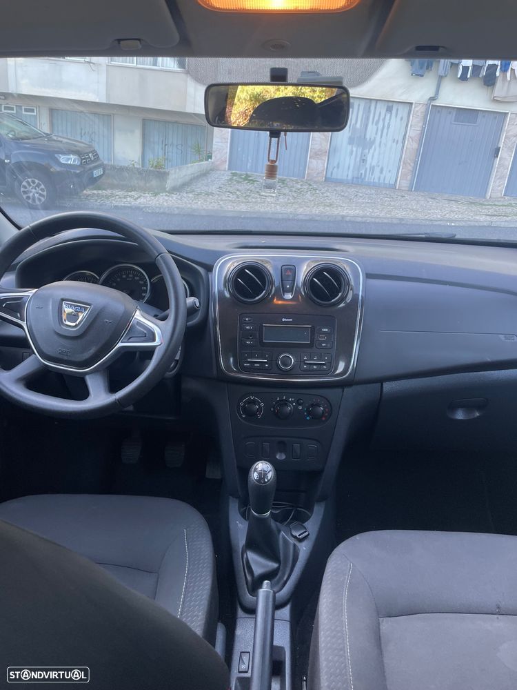 Dacia Sandero SCe 75 Essentiel - 4