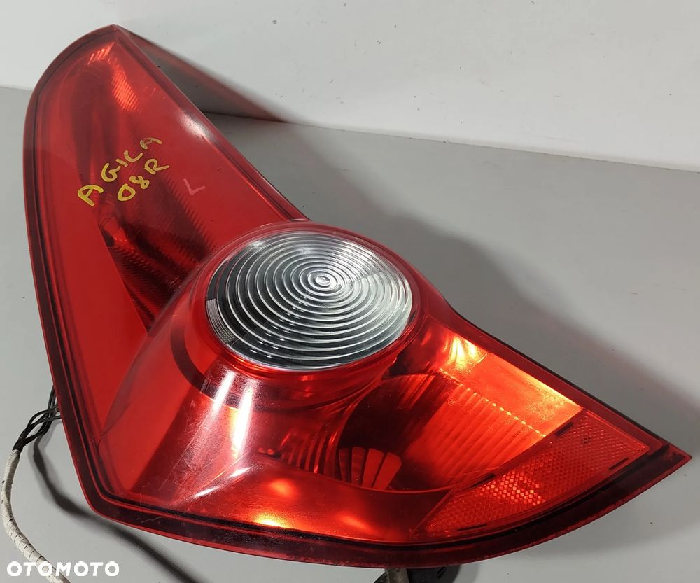 lampa lewa tylna tył OPEL AGILA B II 08-14 - 2