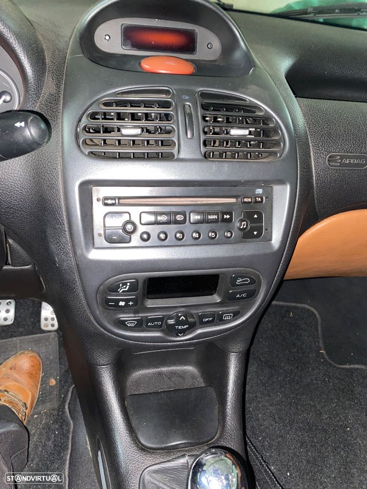 Peugeot 206 CC 1.6 Roland Garros - 13