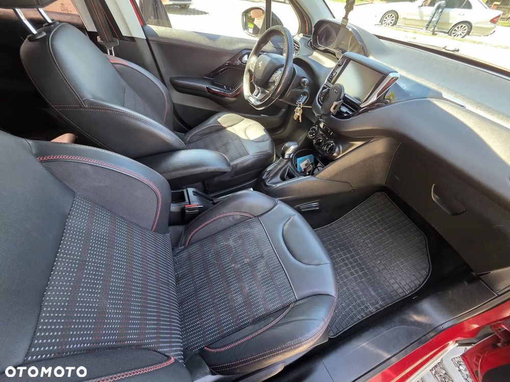 Peugeot 208 1.4 HDi Active - 14