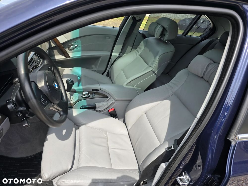 BMW Seria 5 530i - 7
