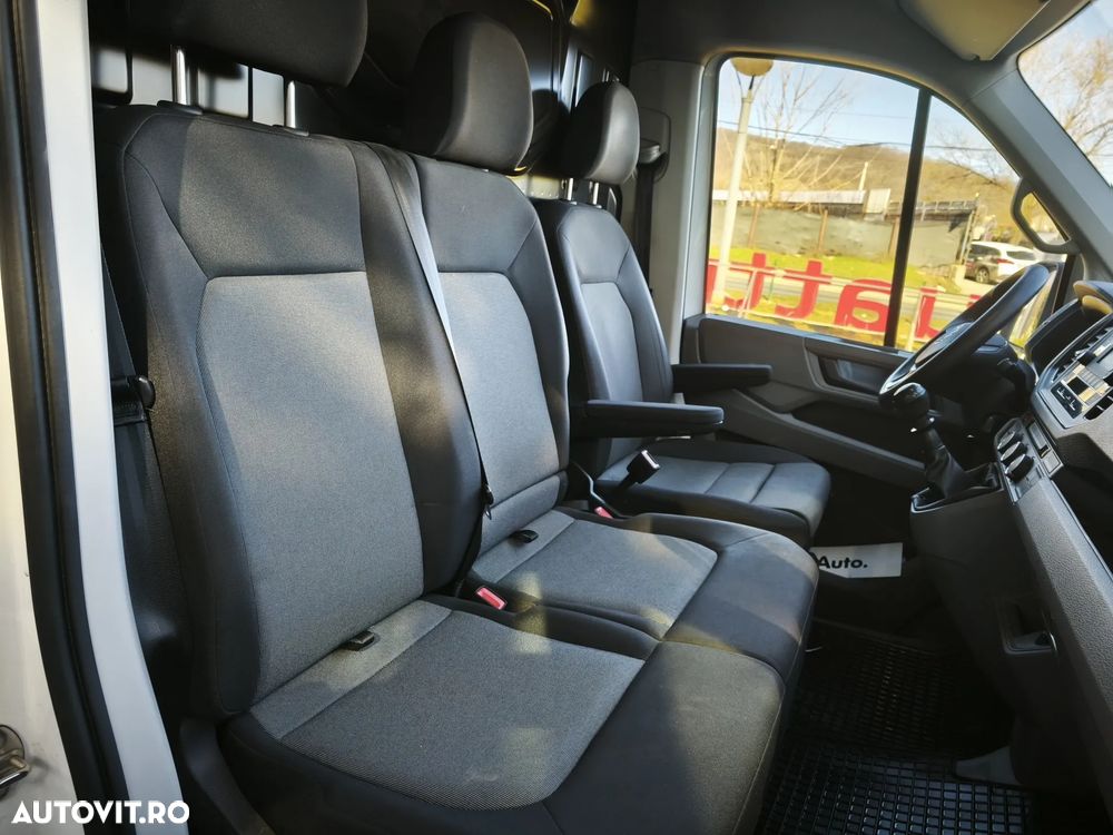 Volkswagen CRAFTER - 11