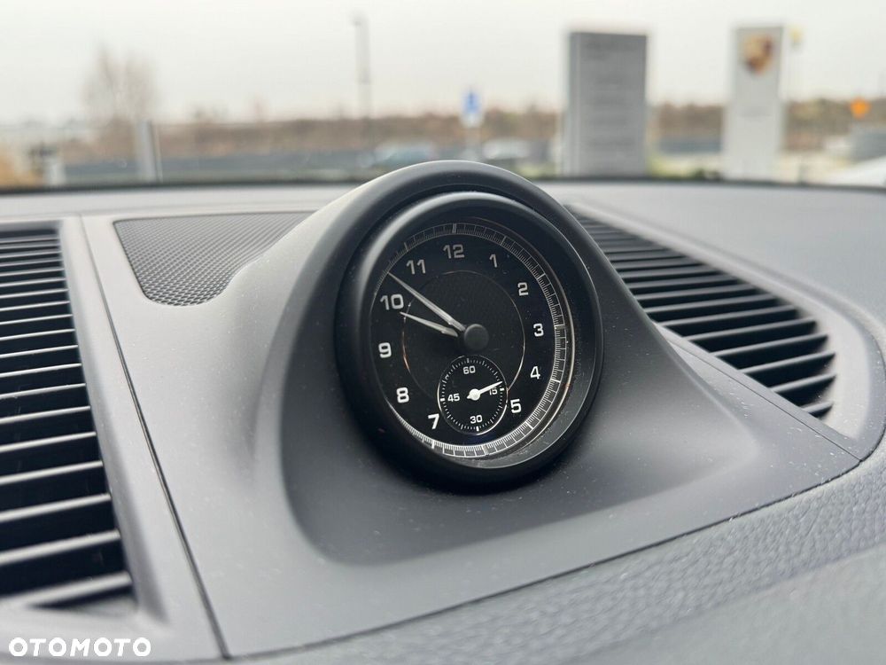 Porsche Macan Standard - 17