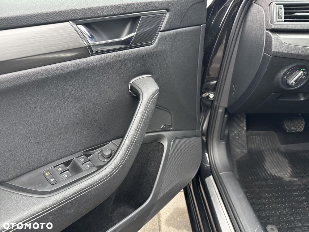 Skoda Superb 2.0 TSI Style DSG - 10