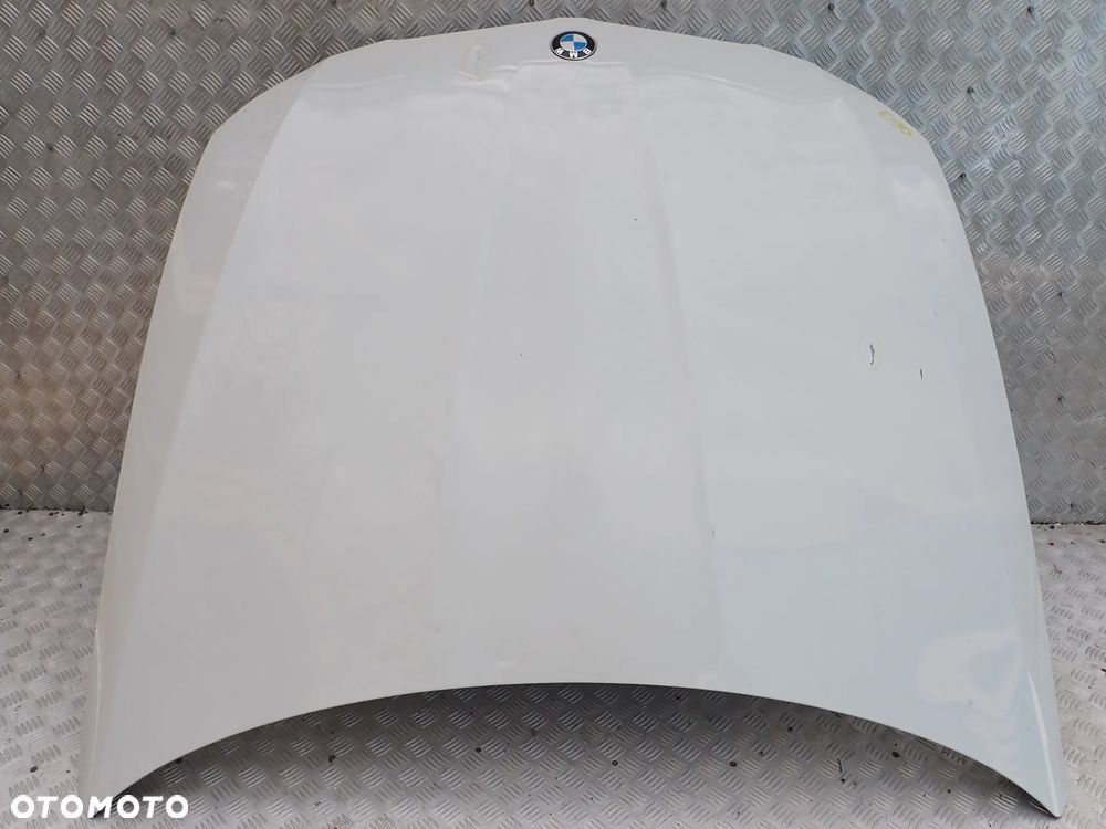 MASKA BMW E90 E91 LIFT KOLOR BIAŁY - 3