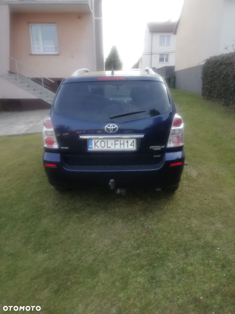 Toyota Corolla Verso - 10