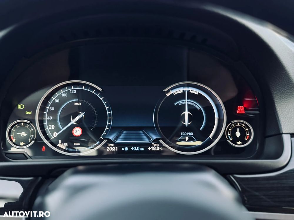 BMW Seria 5 520d xDrive Aut. - 35