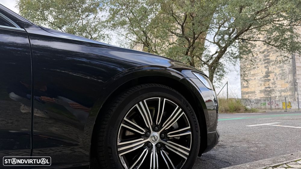 Volvo V60 2.0 T8 AWD TE Momentum - 27