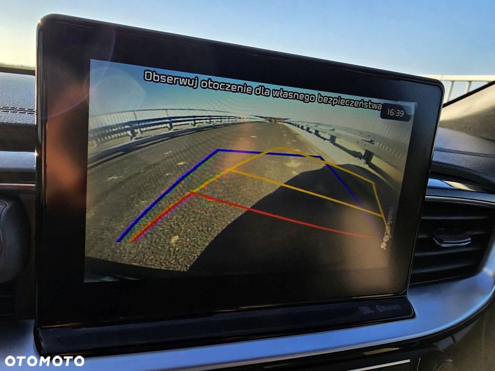 Kia Ceed 1.6 CRDi GT Line - 32