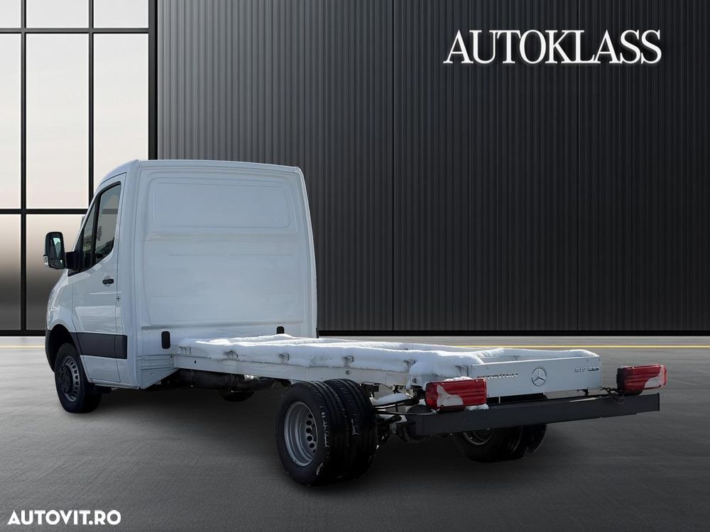Mercedes-Benz Sprinter 517 - 3