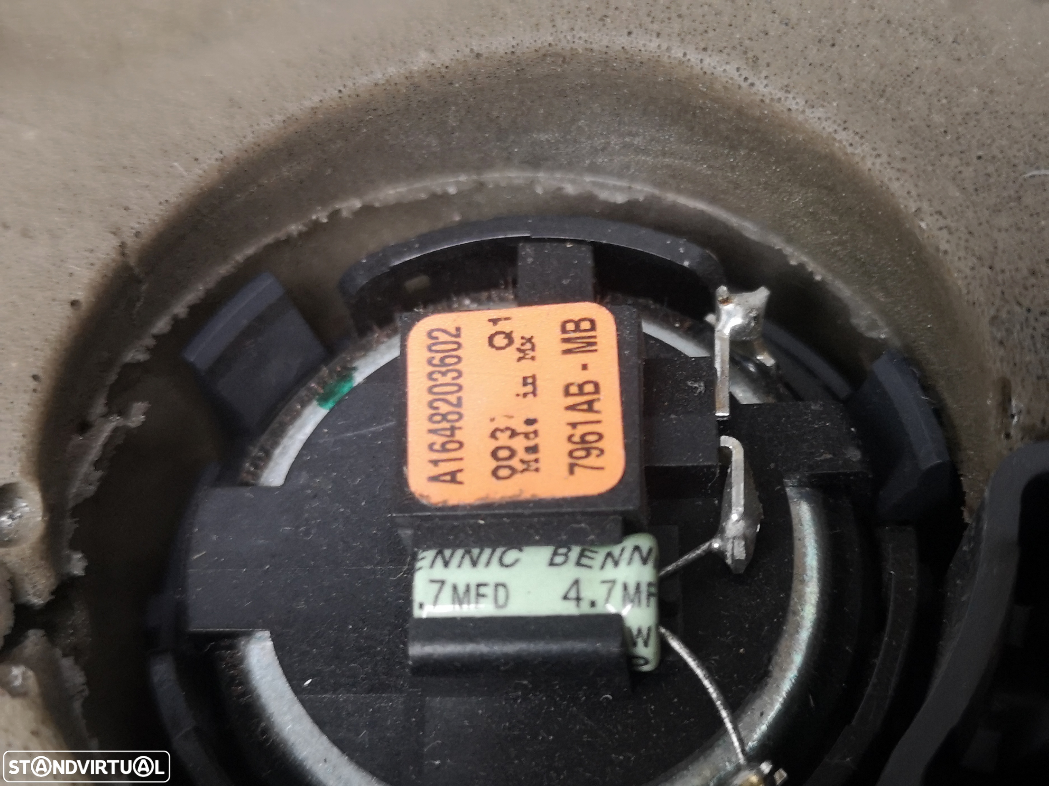 Tampa coluna de som tweeter da porta frente esquerda  Mercedes w164 ML GL 2006-2012 - 5