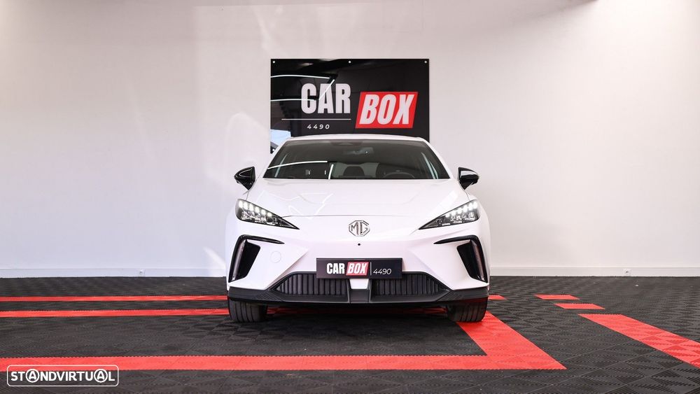MG MG4 64 kWh Luxury - 6