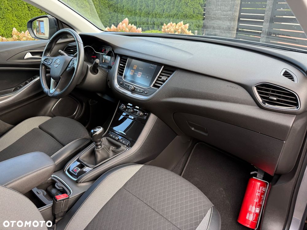 Opel Grandland X 1.2 Start/Stop INNOVATION - 36