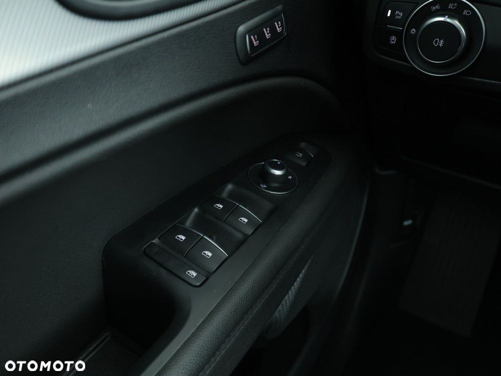 Alfa Romeo Stelvio - 24