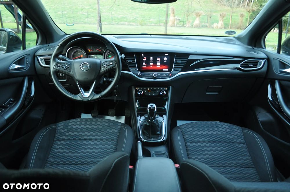 Opel Astra 1.4 Turbo Dynamic - 28