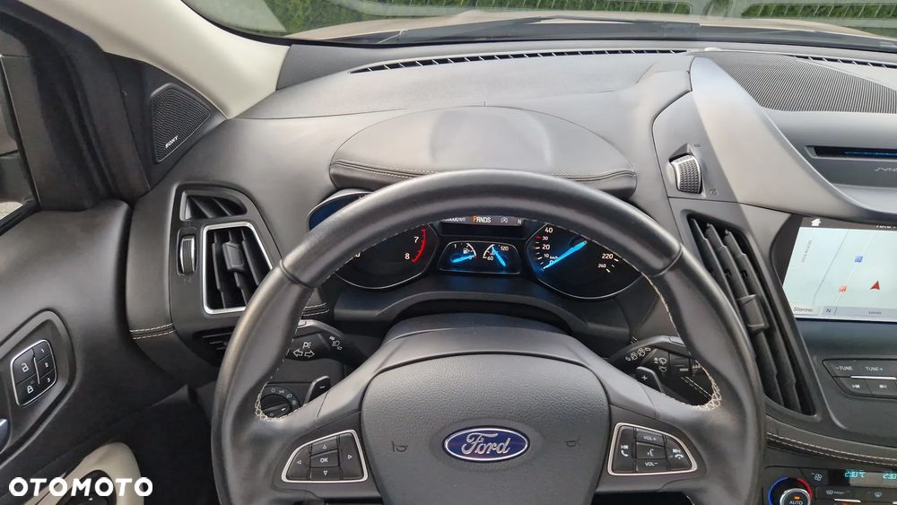 Ford Kuga 1.5 EcoBoost 4x4 Vignale - 20
