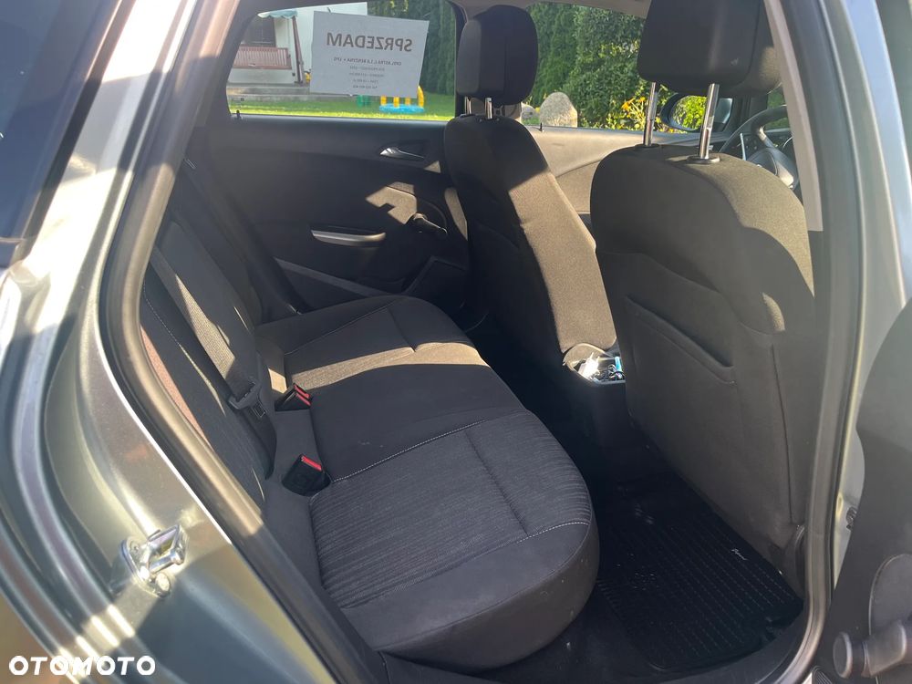 Opel Astra 1.6 Enjoy - 10