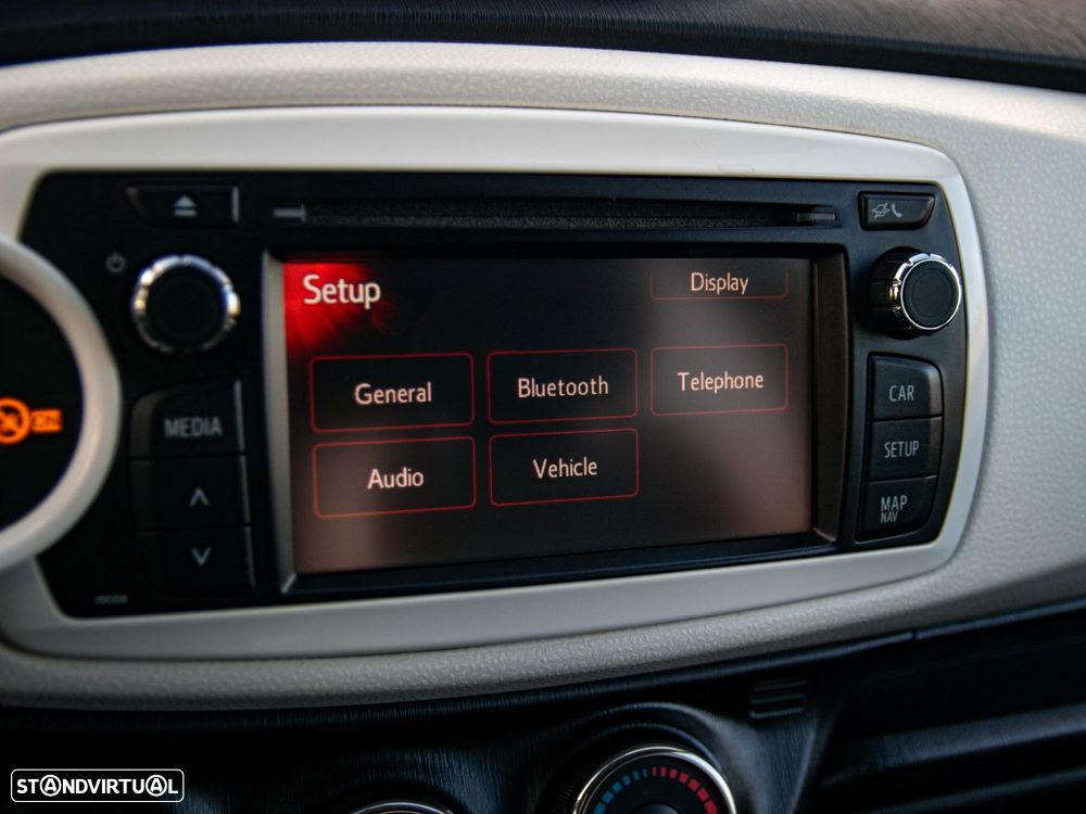 Toyota Yaris 1.33 VVT-i Sport - 28