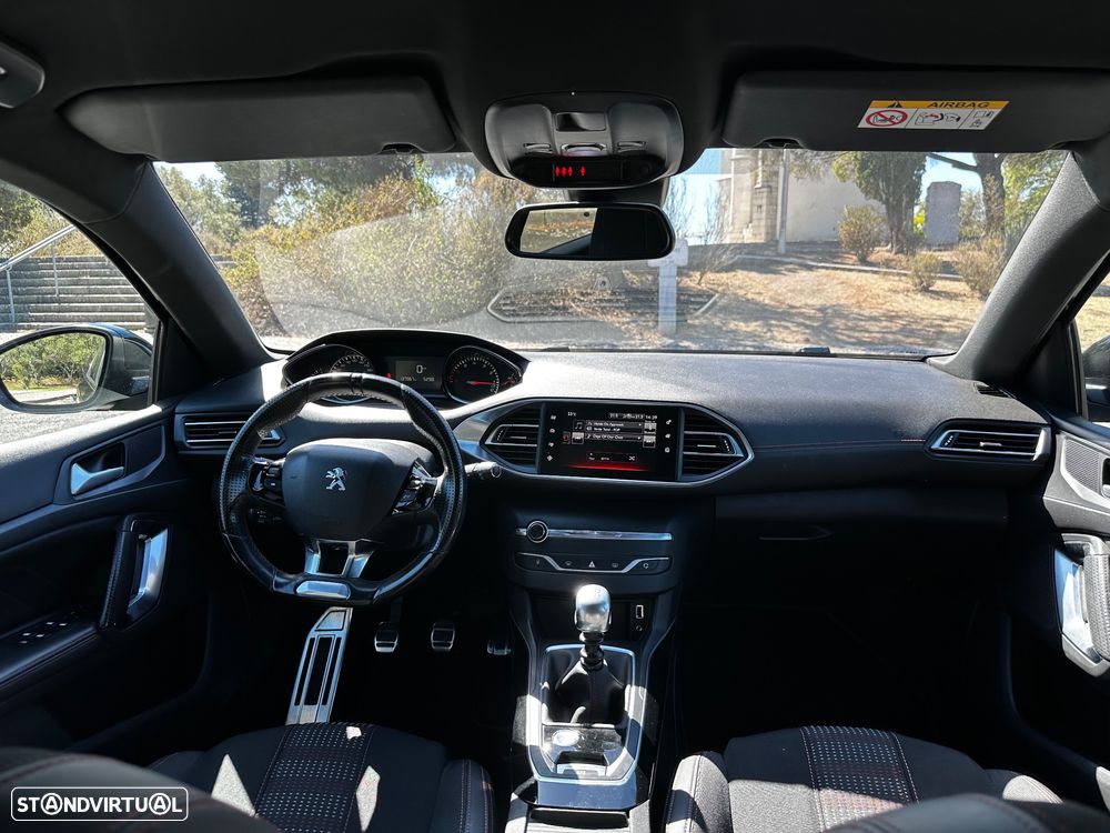 Peugeot 308 1.2 PureTech GT Line - 16