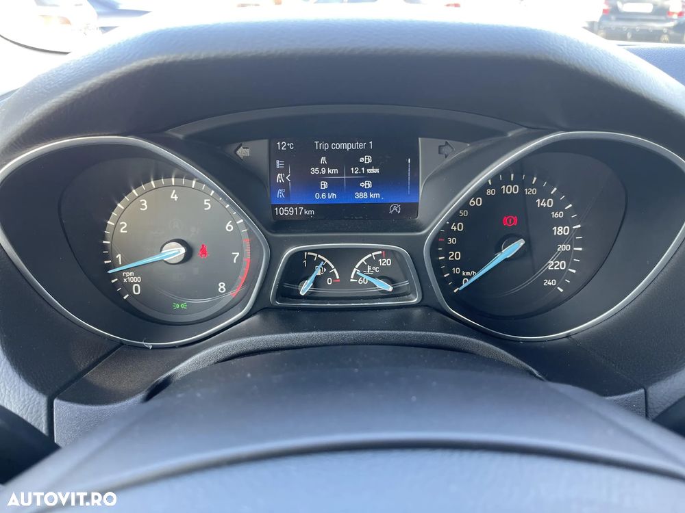 Ford Focus 1.0 EcoBoost Trend - 11