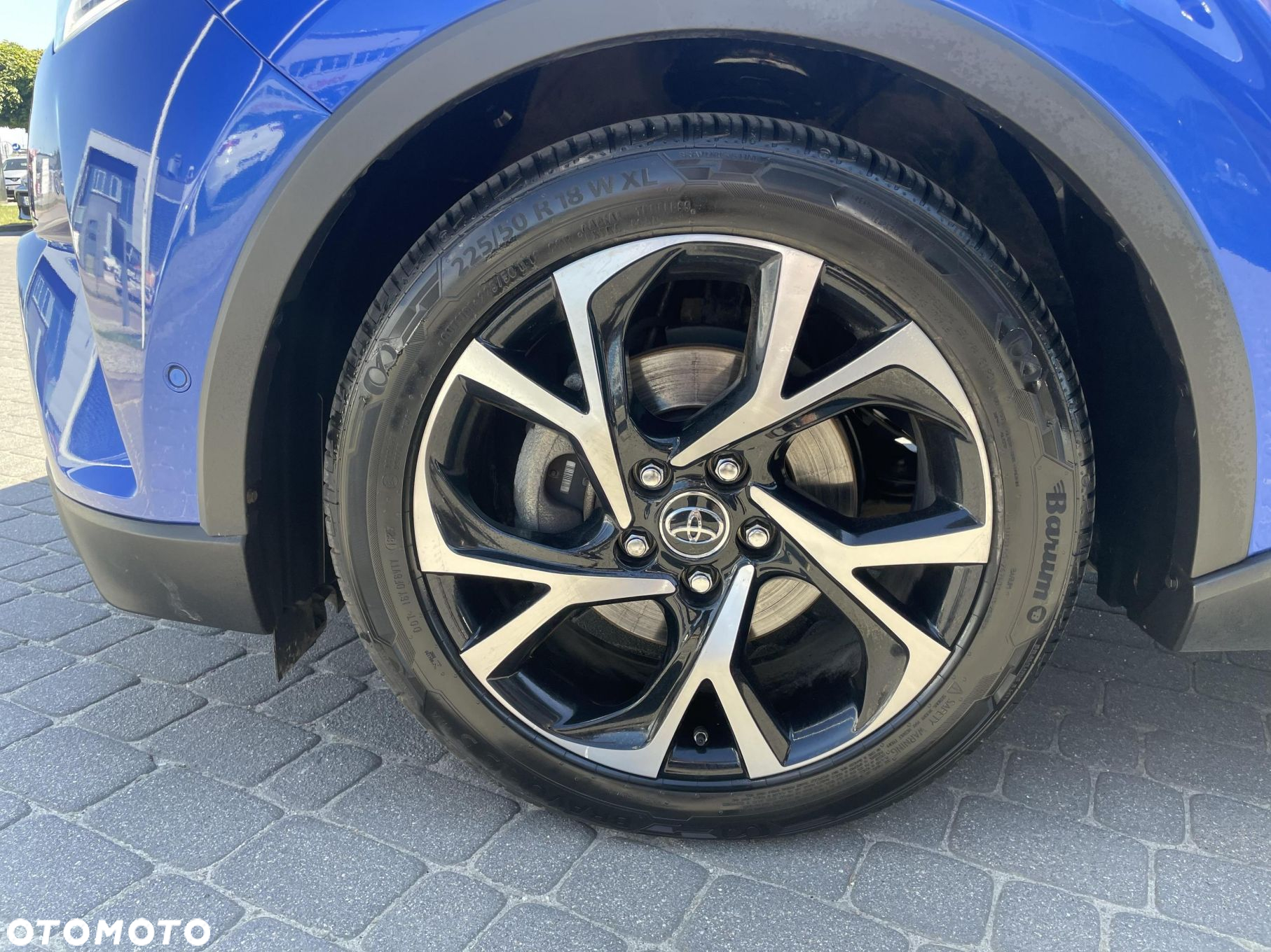 Toyota C-HR - 10