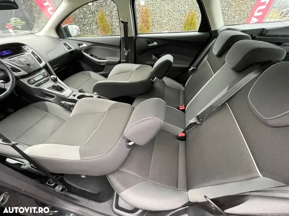 Ford Focus Turnier 1.6 TDCi DPF Start-Stopp-System Trend - 9