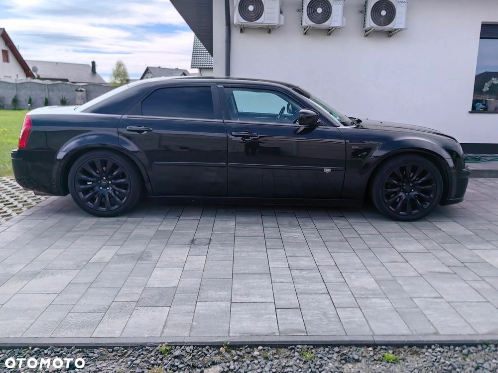 Chrysler 300C - 9