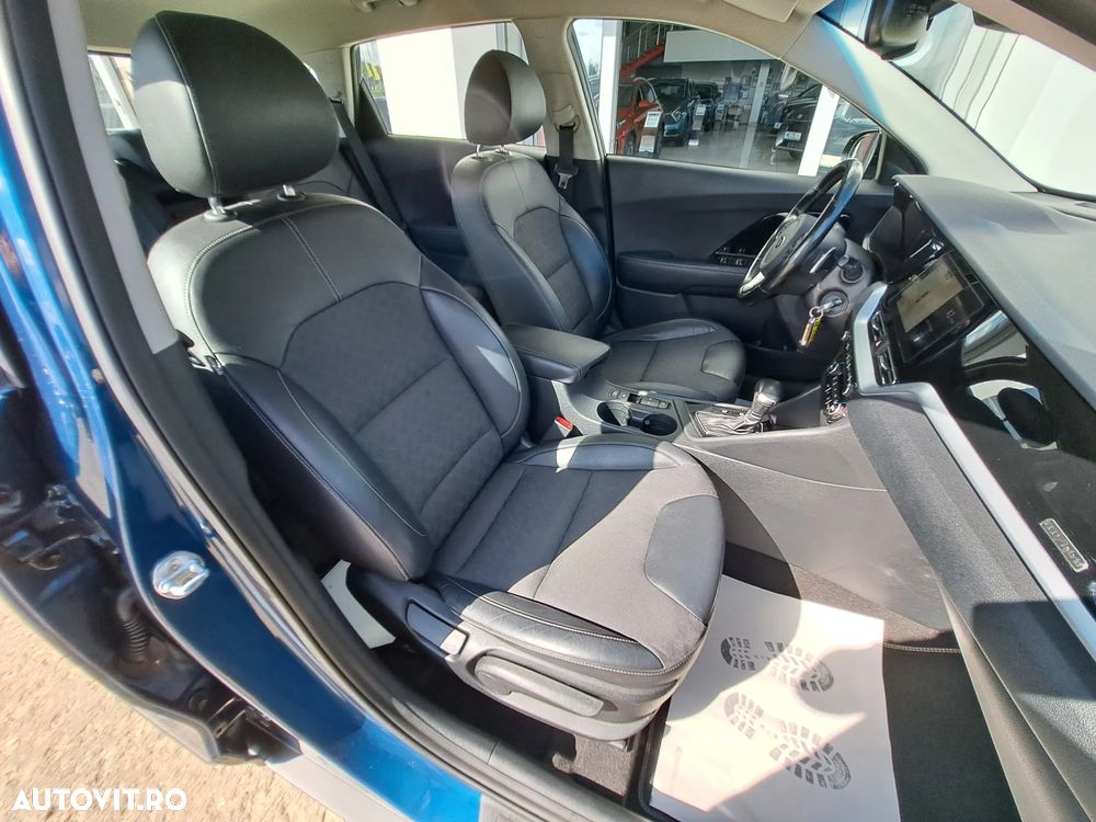 Kia Niro 1.6 GDI HEV 2WD OPF Aut. Vision - 26