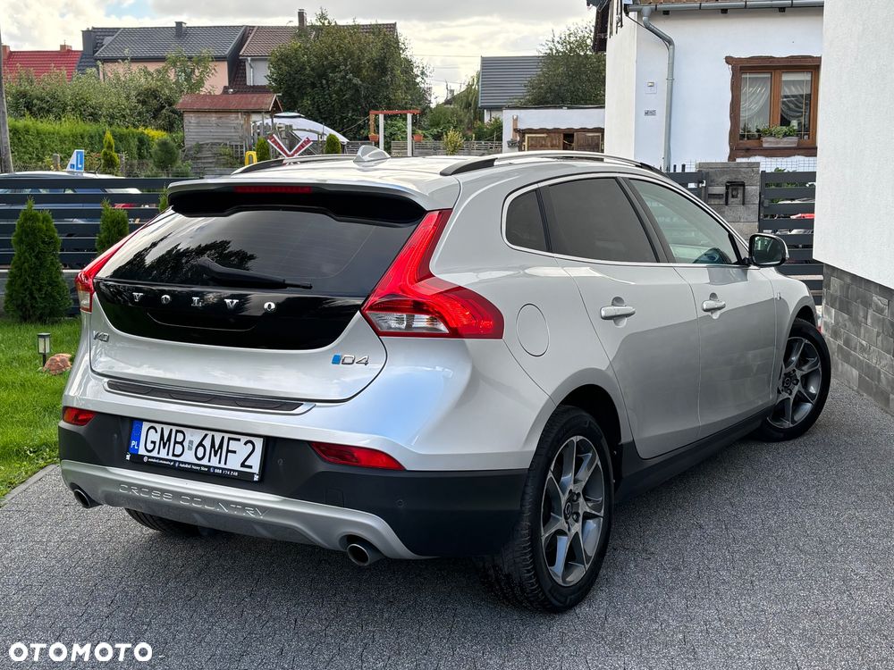 Volvo V40 - 24