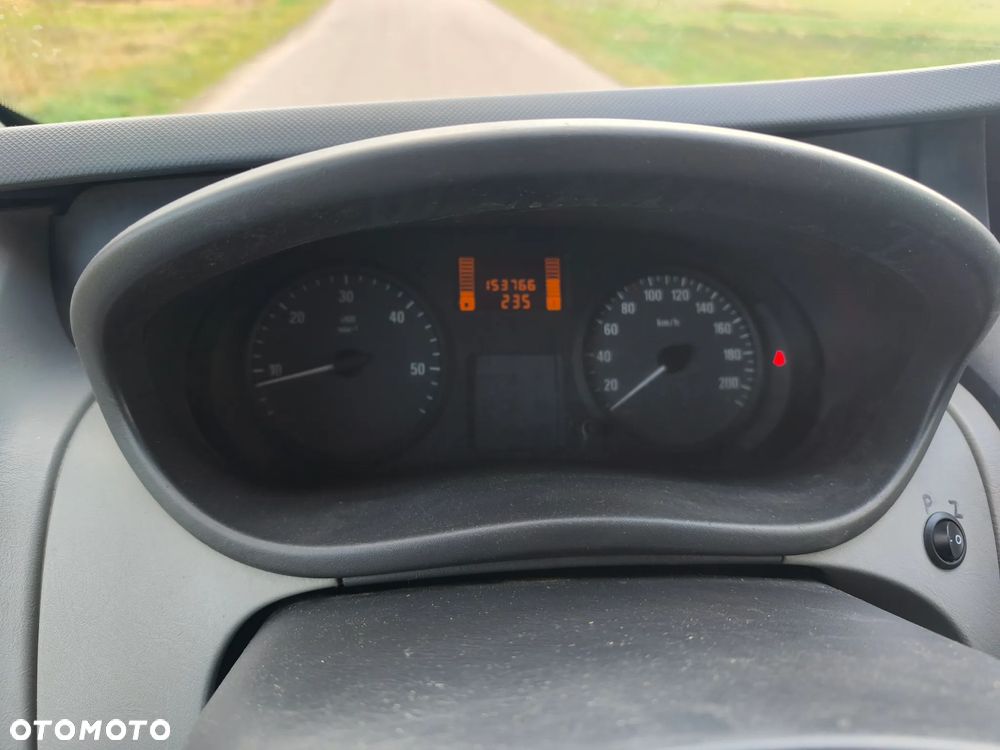 Opel Vivaro - 12