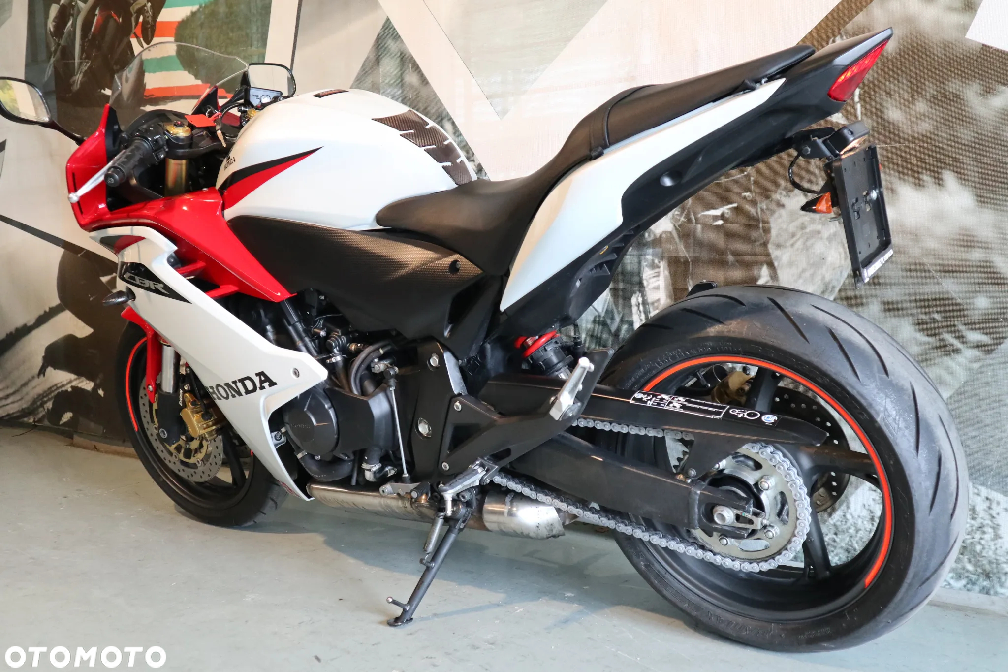 Honda CBR - 6