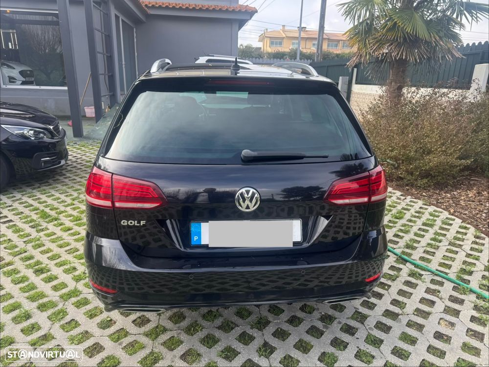 VW Golf Variant 2.0 TDi R-Line DSG - 2