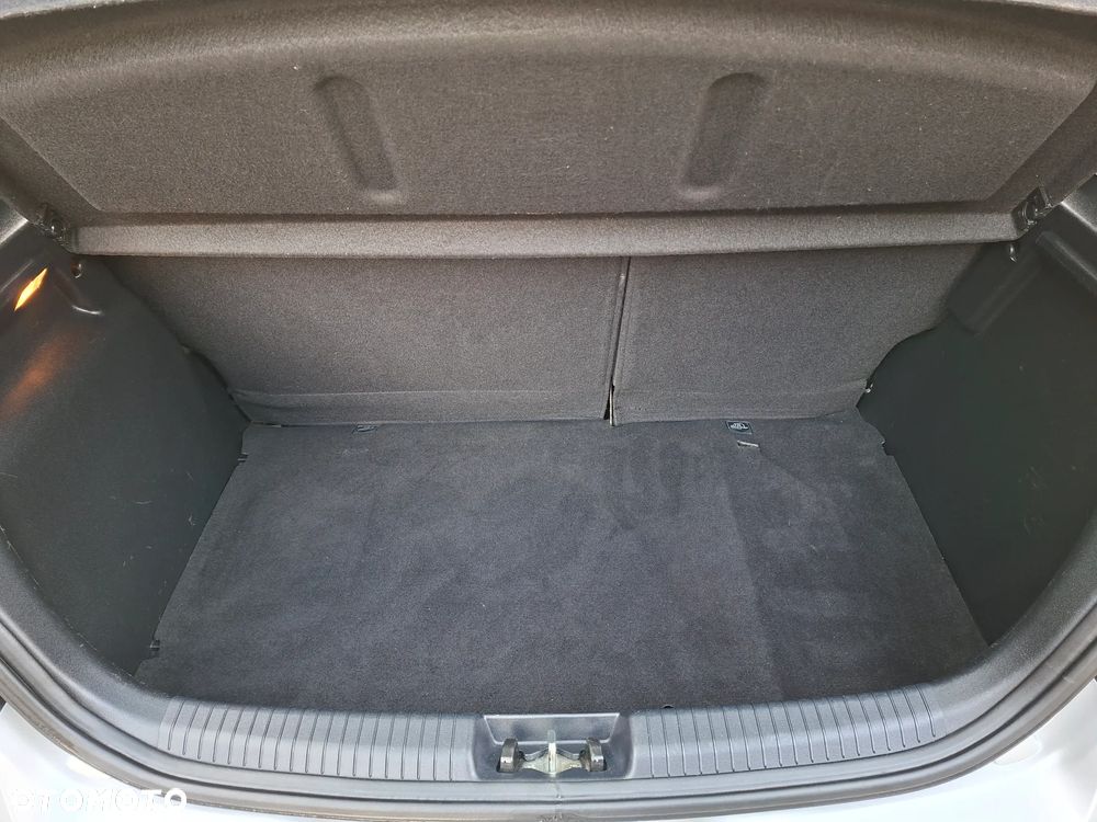 Hyundai i20 1.2 UEFA EURO 2012 Edition - 14