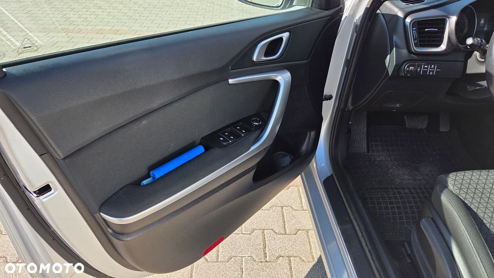 Kia Ceed 1.5 T-GDI M DCT - 10