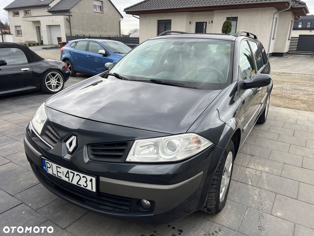 Renault Megane 1.6 16V Confort Privilege - 2