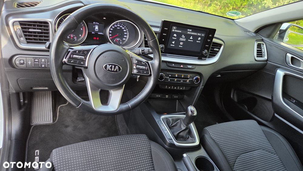 Kia Ceed - 5