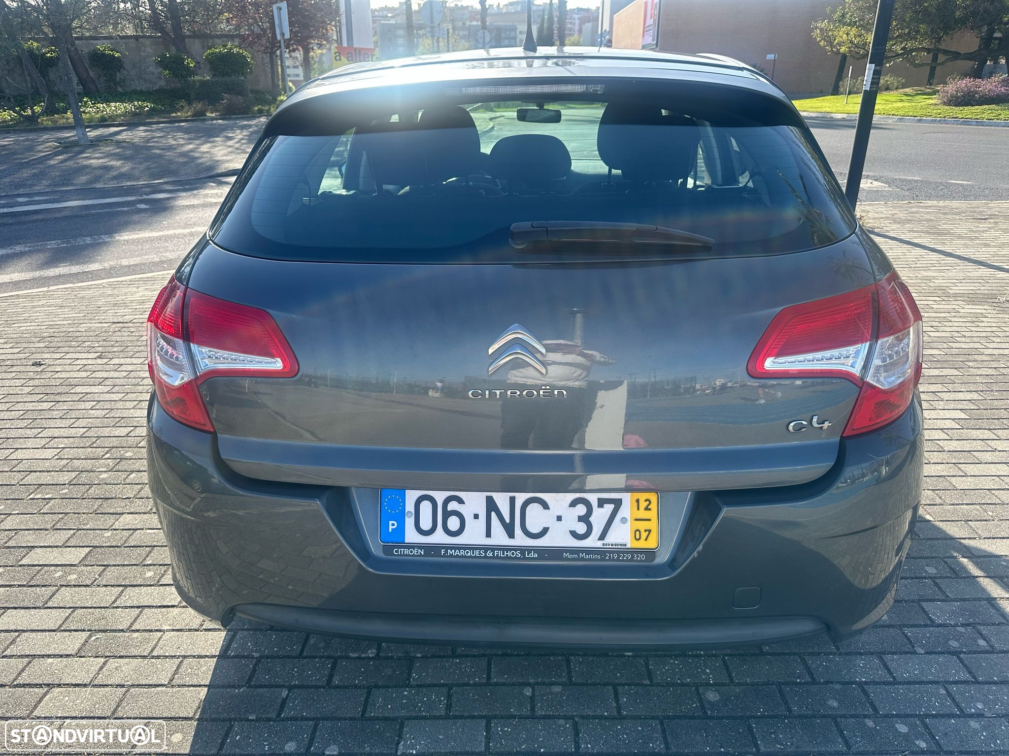 Citroën C4 1.6 HDi Attraction - 14