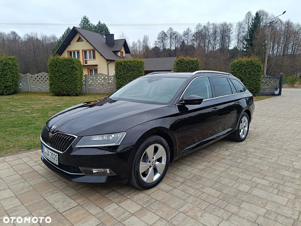 Skoda Superb 2.0 TDI DSG Premium Edition - 2