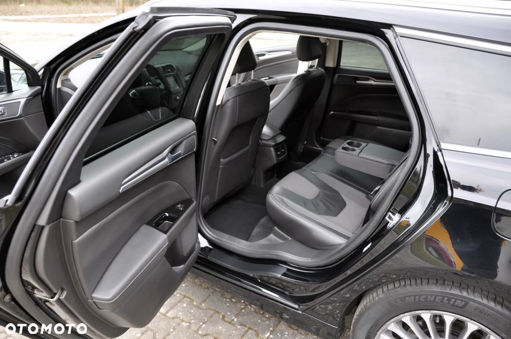 Ford Mondeo 2.0 TDCi STart-Stopp PowerShift-Aut ST-Line - 34