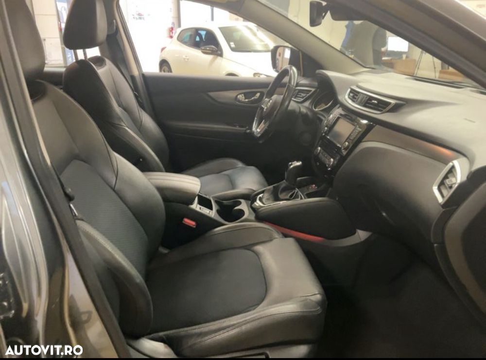 Nissan Qashqai 1.6 DIG-T TEKNA+ - 24