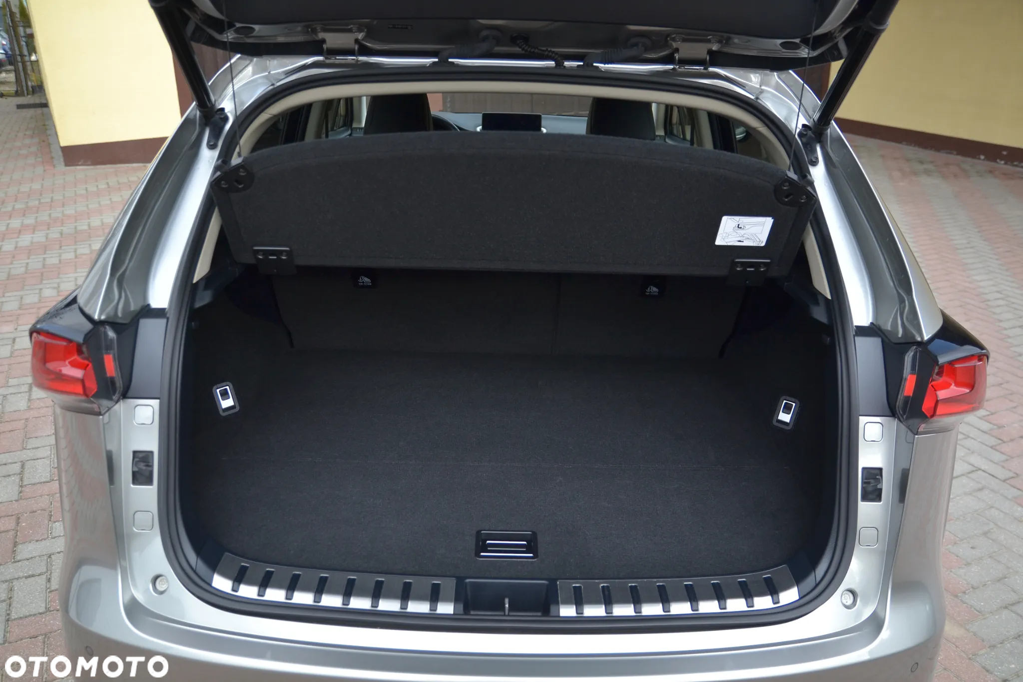 Lexus NX 350h Prestige AWD - 31