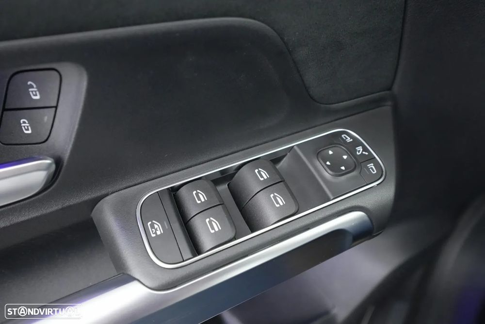 Mercedes-Benz GLB 180 d AMG Line - 21