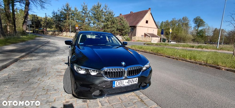 BMW Seria 3 318i Sport Line - 7