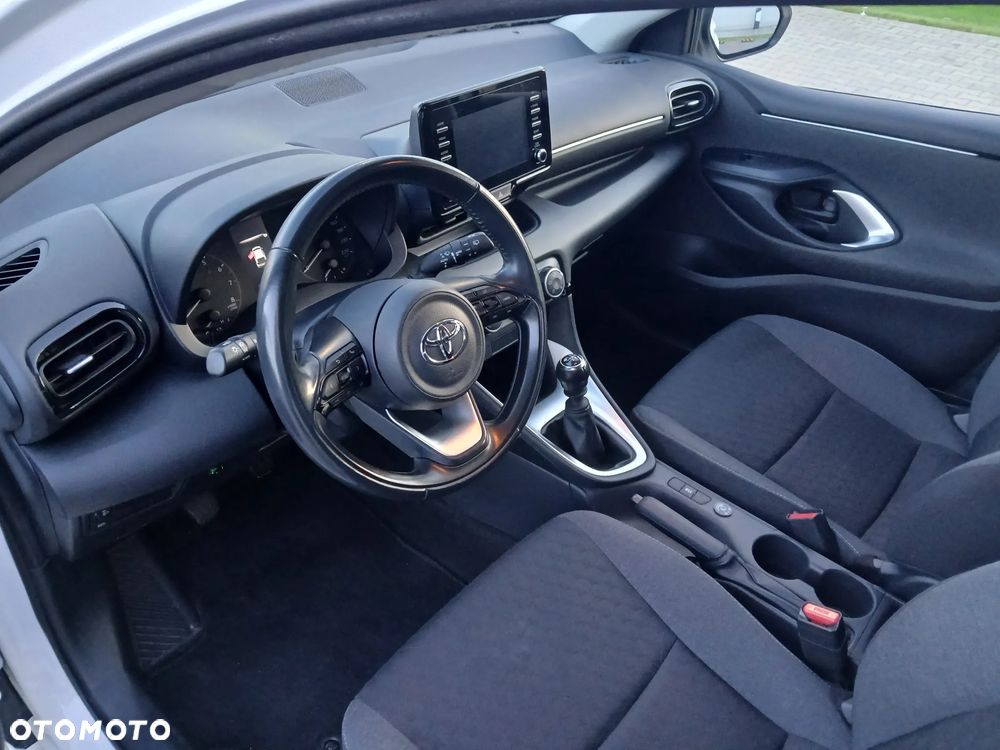 Toyota Yaris 1.5 Comfort - 10
