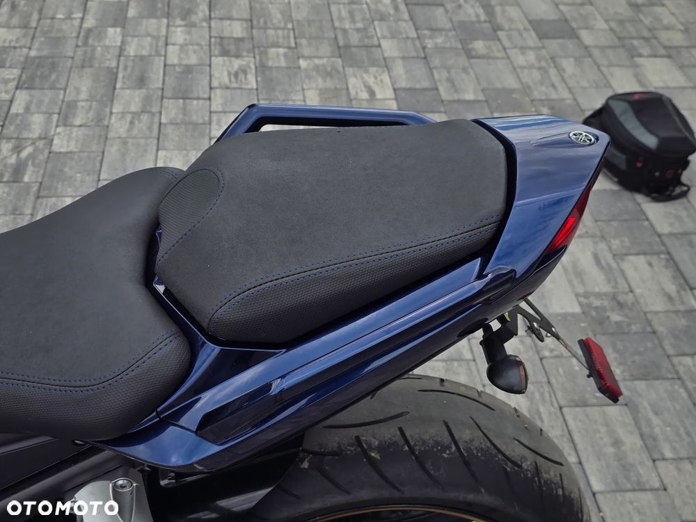 Yamaha FZ - 26