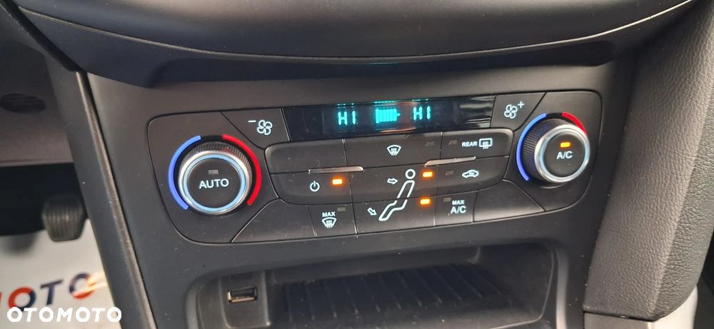 Ford Focus 1.5 TDCi Trend - 19