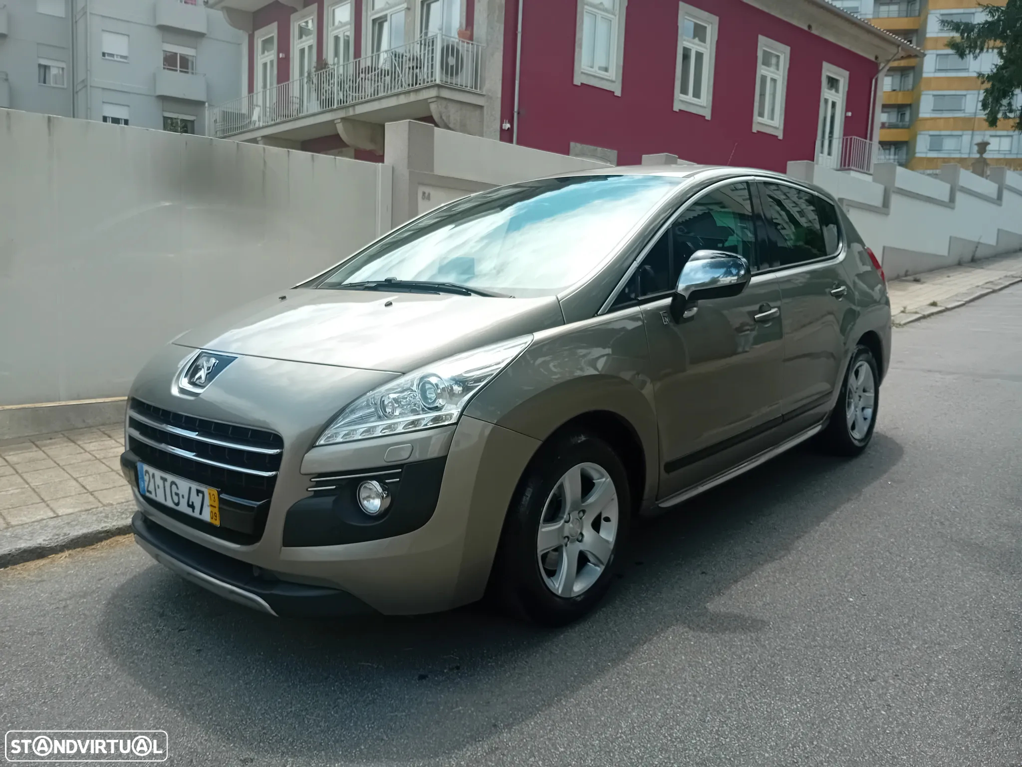 Peugeot 3008 2.0 HDi Hybrid4 102g - 19